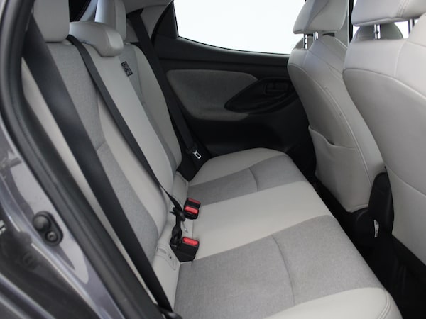 Used Toyota Yaris 2021 for sale - 76077443: Photo 11