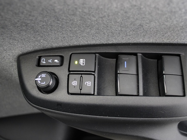 Used Toyota Yaris 2021 for sale - 76077443: Photo 22