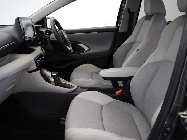 Used Toyota Yaris 2021 for sale - 76077443: Photo 9