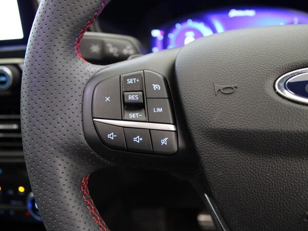 Used Ford Kuga 2022 for sale - 75592592: Photo 33