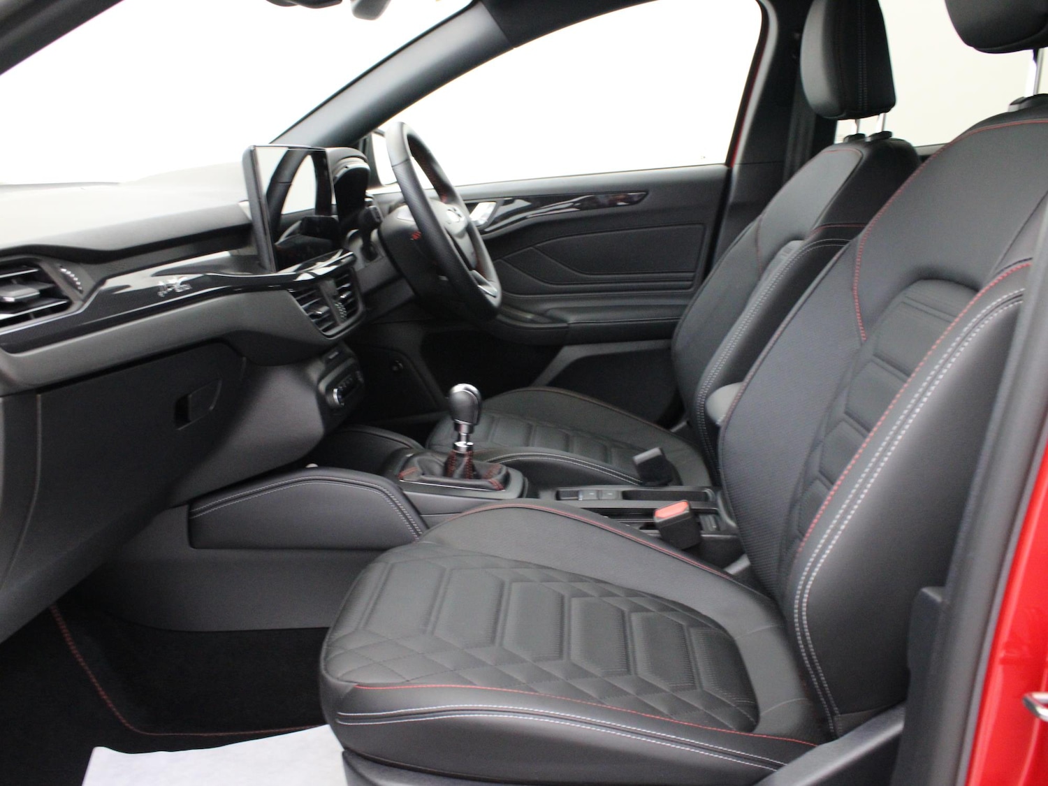 Used Ford Focus 2022 for sale - 76805376: Photo 10