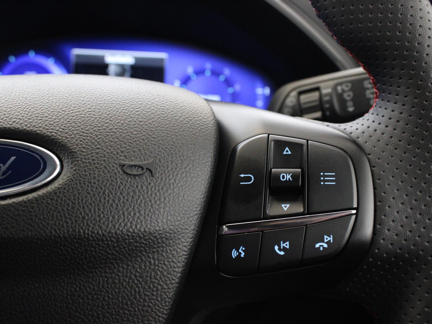 Used Ford Focus 2022 for sale - 76805376: Photo 14