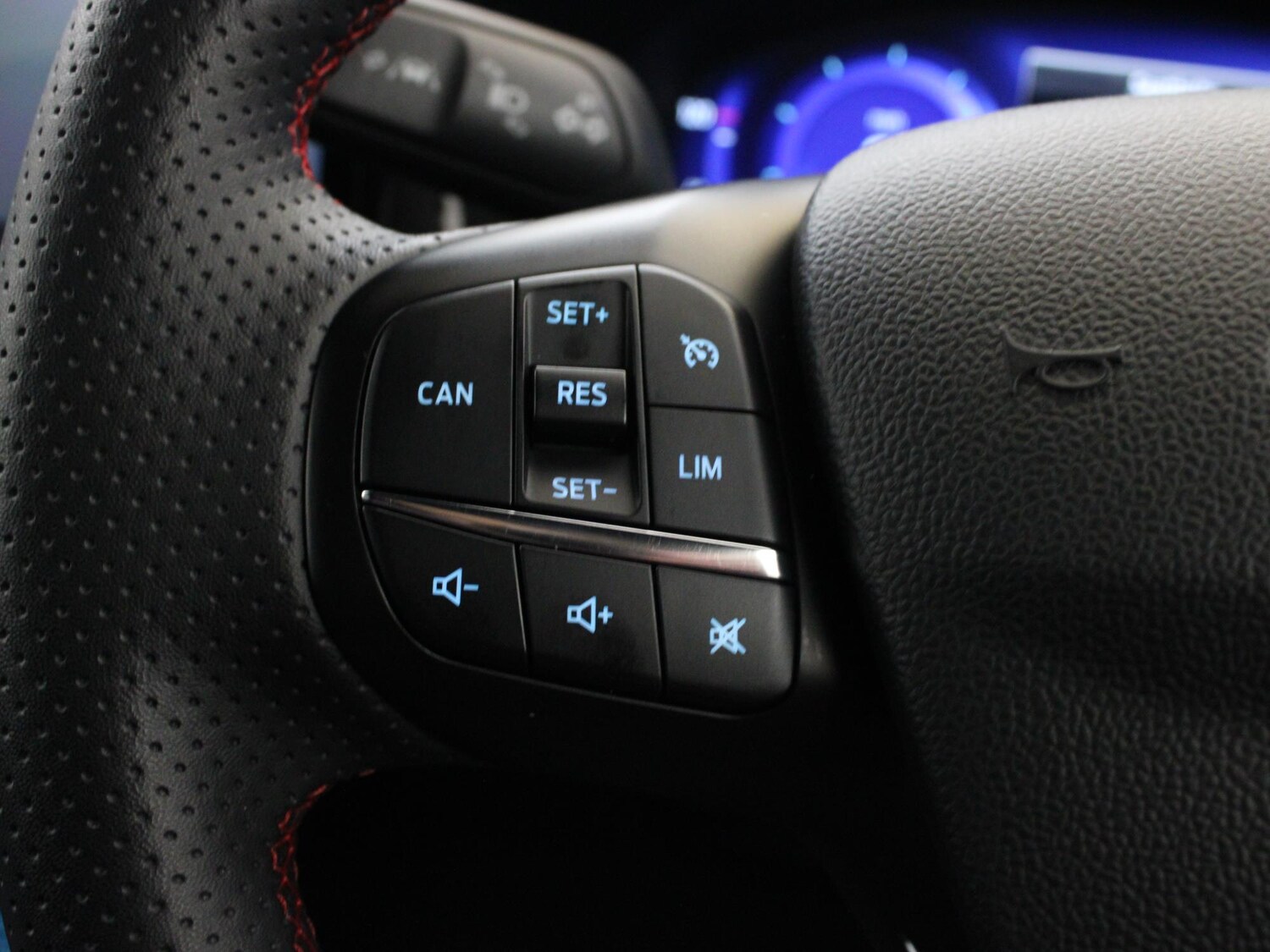 Used Ford Focus 2022 for sale - 76805376: Photo 15