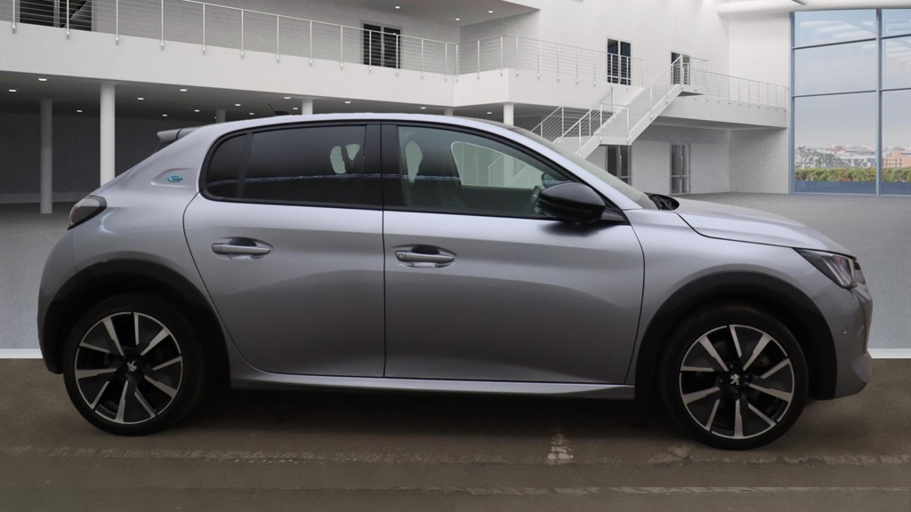 Used Peugeot 208 2021 for sale - 76692326: Photo 5