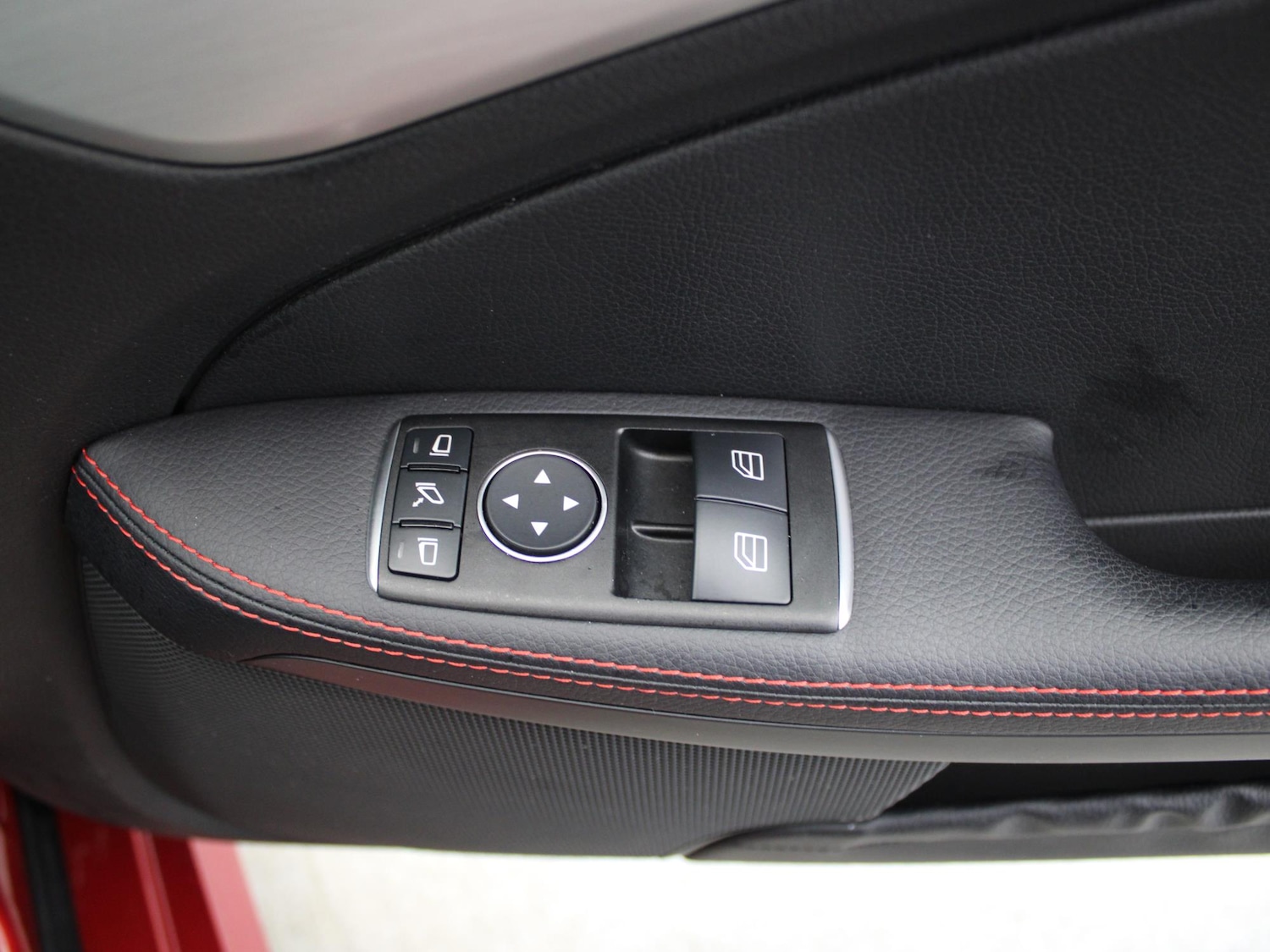 Used Mercedes-Benz SLK 2016 for sale - 76594435: Photo 29