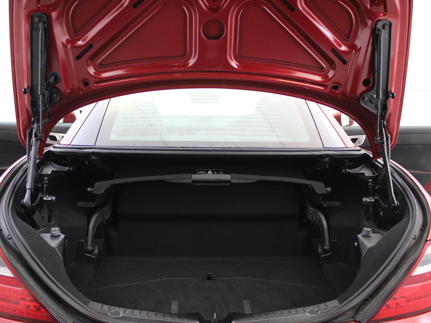 Used Mercedes-Benz SLK 2016 for sale - 76594435: Photo 30