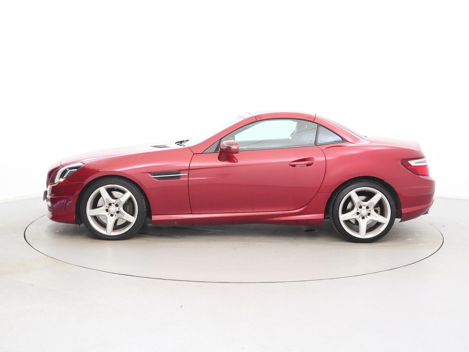 Used Mercedes-Benz SLK 2016 for sale - 76594435: Photo 4