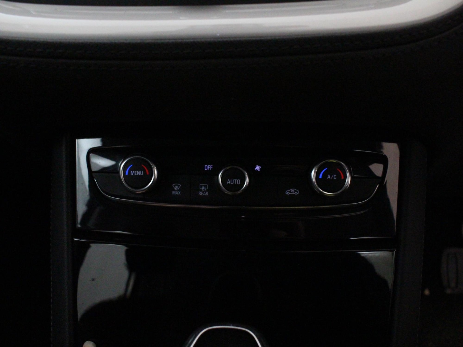 Used Vauxhall Grandland X 2018 for sale - 78218329: Photo 16