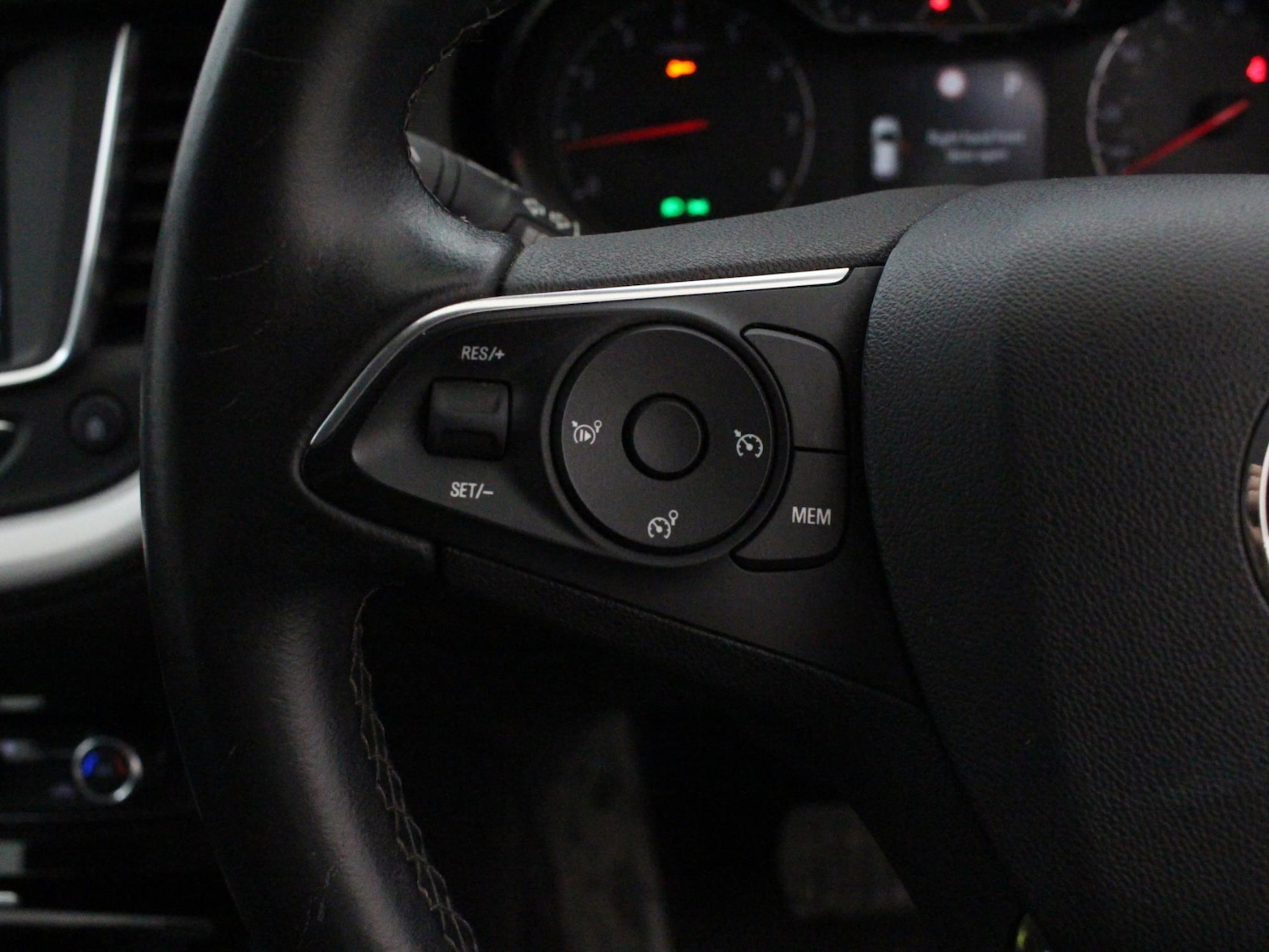 Used Vauxhall Grandland X 2018 for sale - 78218329: Photo 17