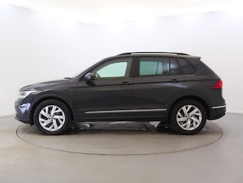 Used Volkswagen Tiguan 2021 for sale - 75944775: Photo