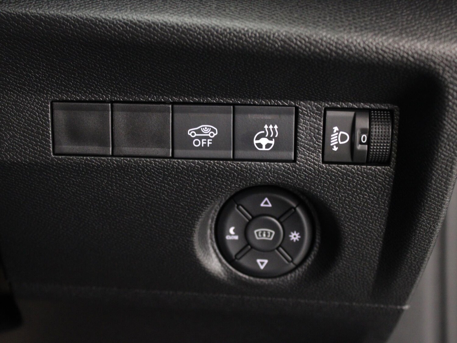 Used Citroen C4 2024 for sale - 76890204: Photo 16