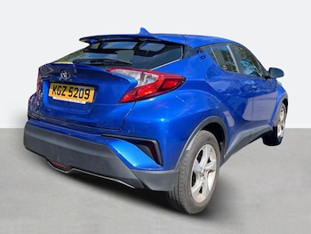 Used Toyota C-HR 2018 for sale - 75863368: Photo