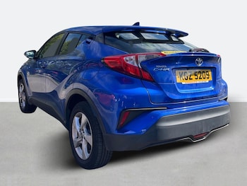Used Toyota C-HR 2018 for sale - 75863368: Photo