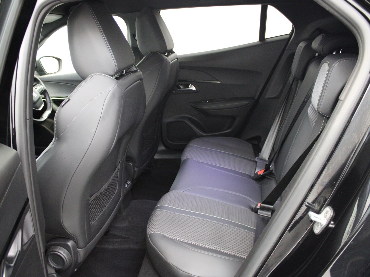 Used Peugeot 2008 2022 for sale - 76442705: Photo 13