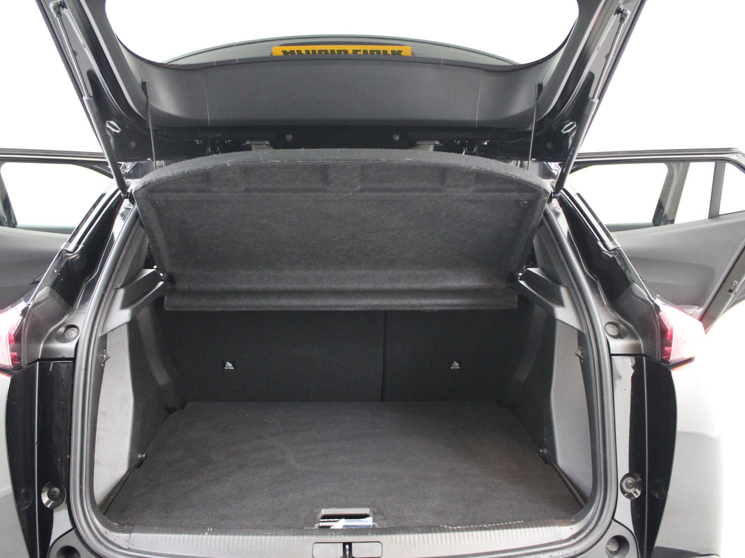 Used Peugeot 2008 2022 for sale - 76442705: Photo 36