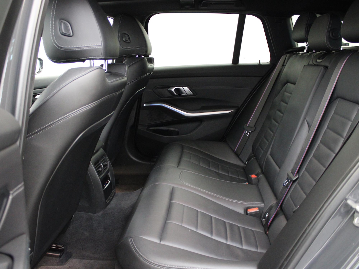 Used BMW 3 Series 2022 for sale - 77361775: Photo 11