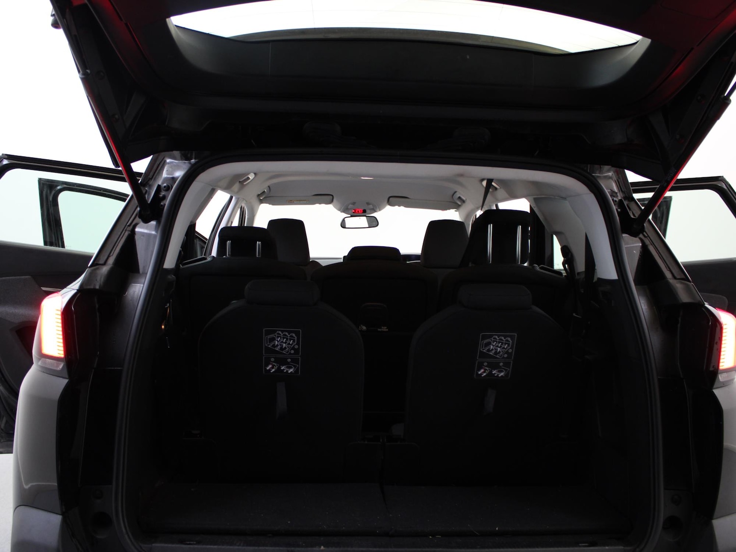 Used Peugeot 5008 2020 for sale - 76442627: Photo 35