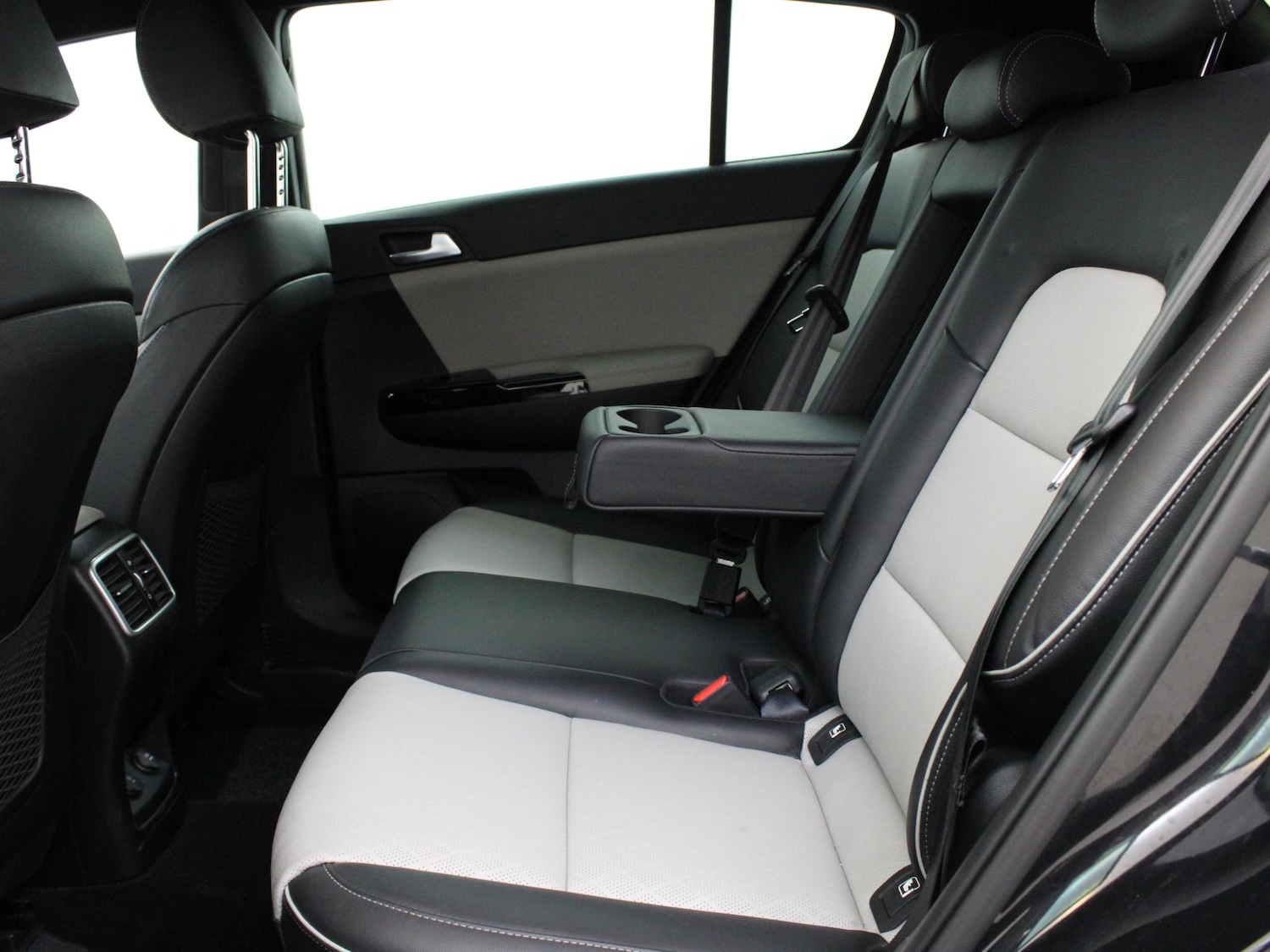 Used Kia Sportage 2021 for sale - 76916402: Photo 12