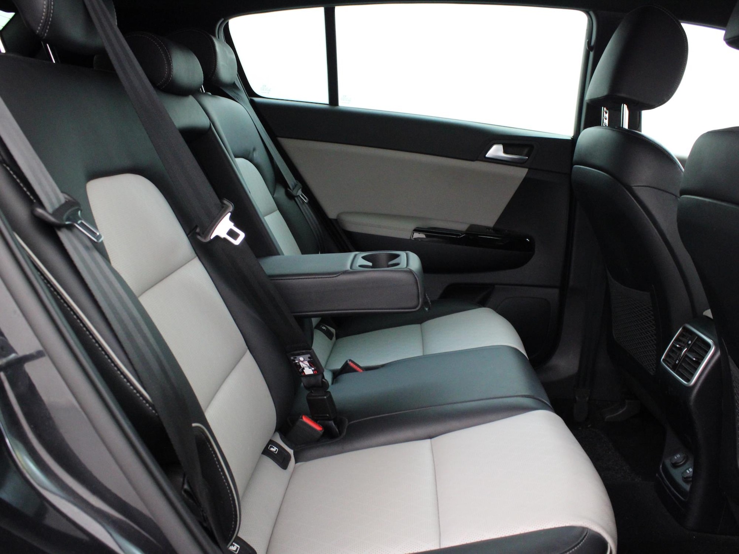 Used Kia Sportage 2021 for sale - 76916402: Photo 14