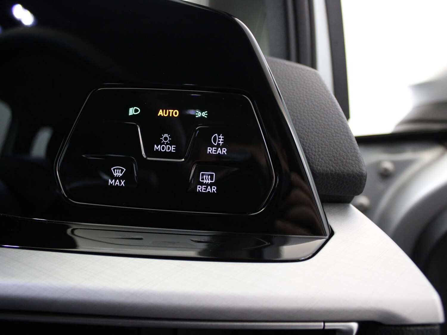 Used Volkswagen Golf 2021 for sale - 77348460: Photo 37