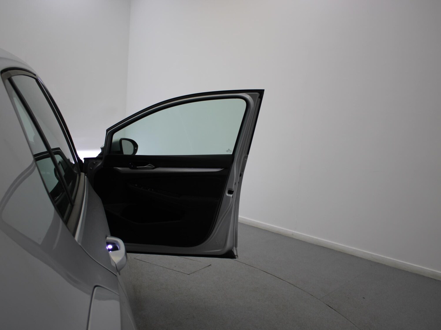 Used Volkswagen Golf 2021 for sale - 77348460: Photo 38