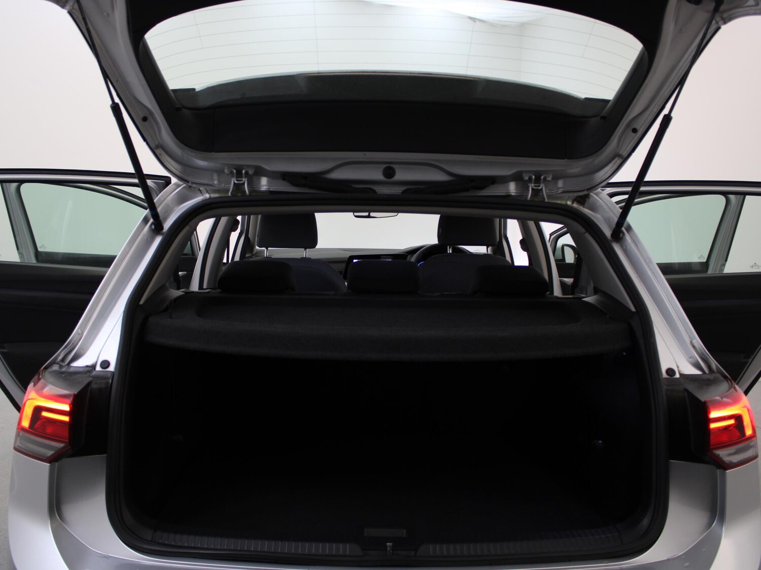 Used Volkswagen Golf 2021 for sale - 77348460: Photo 41