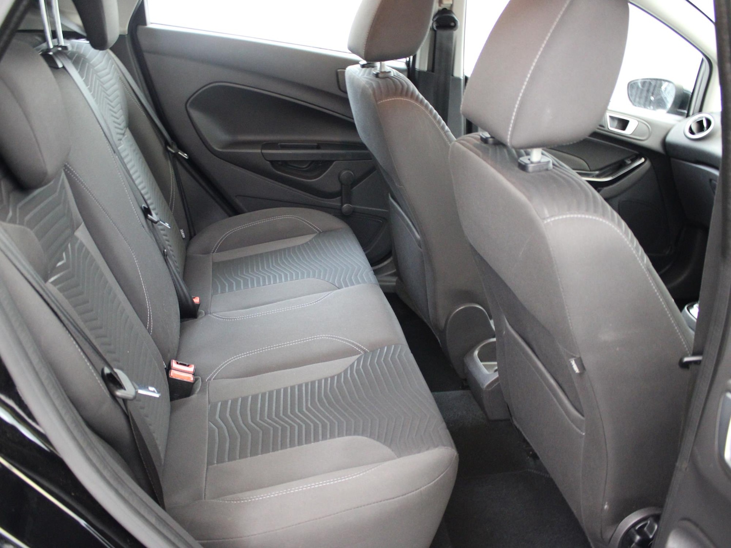 Used Ford Fiesta 2017 for sale - 76610847: Photo 11