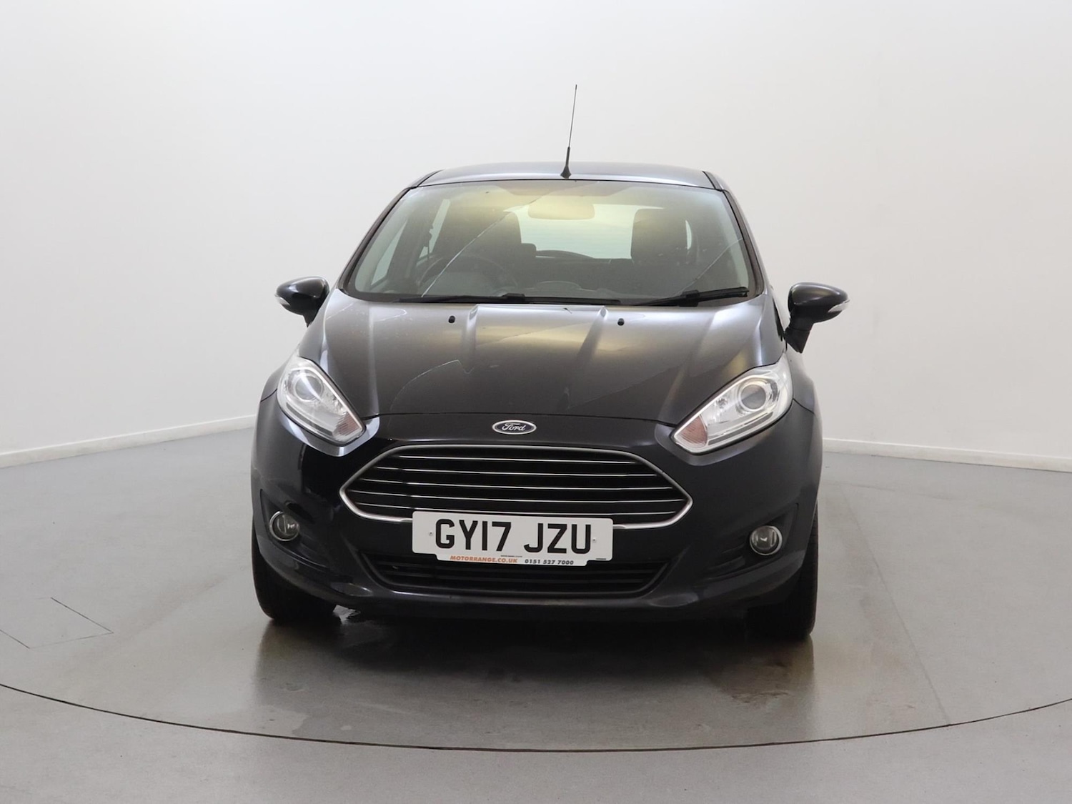 Used Ford Fiesta 2017 for sale - 76610847: Photo 2