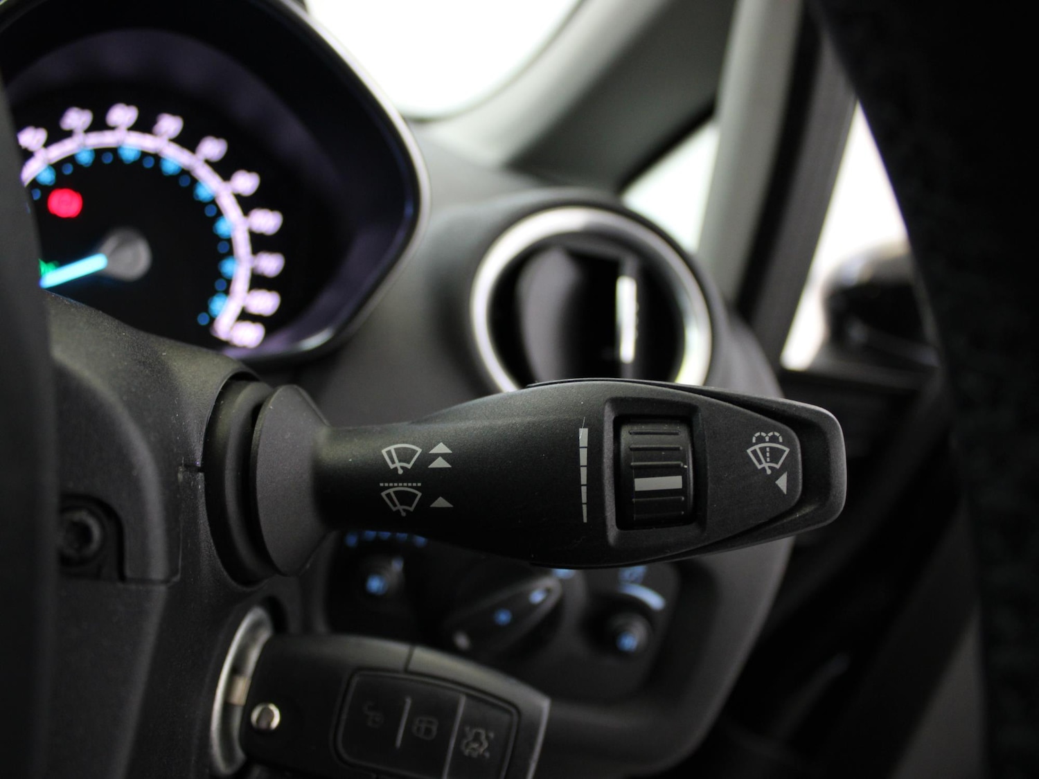 Used Ford Fiesta 2017 for sale - 76610847: Photo 25