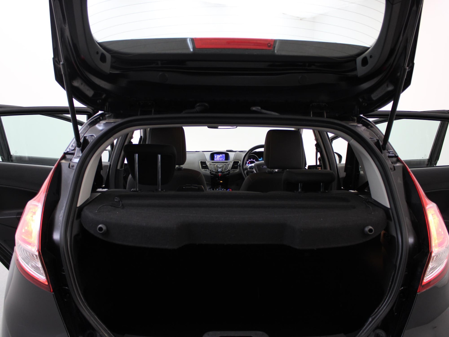 Used Ford Fiesta 2017 for sale - 76610847: Photo 29