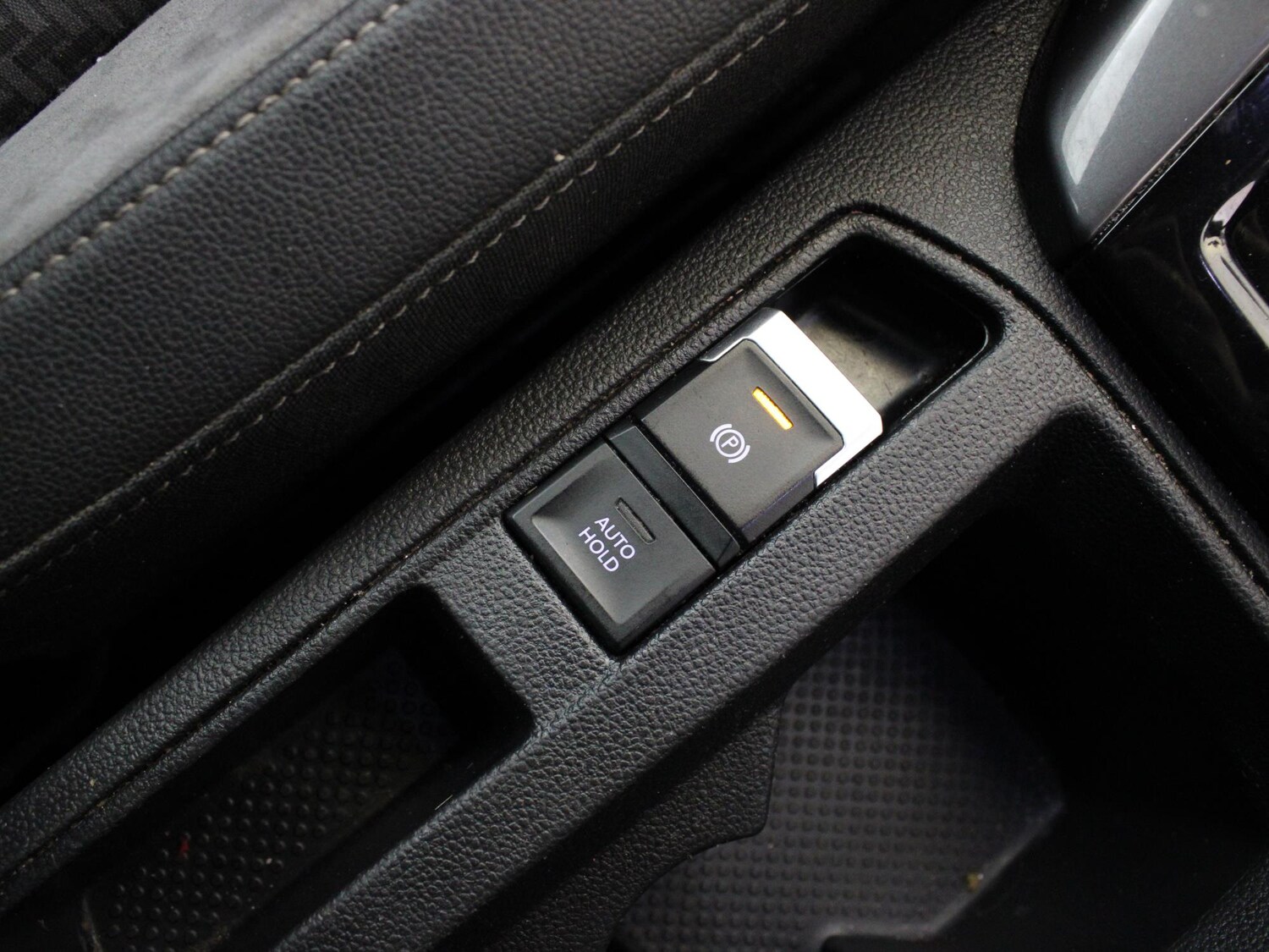 Used Volkswagen T-Roc 2021 for sale - 77500768: Photo 25