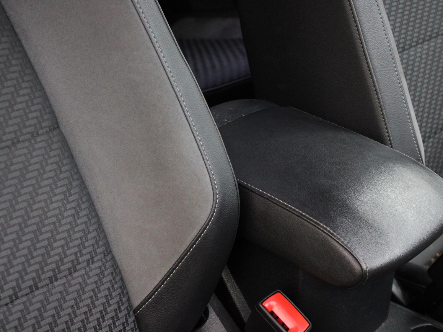 Used Volkswagen T-Roc 2021 for sale - 77500768: Photo 26