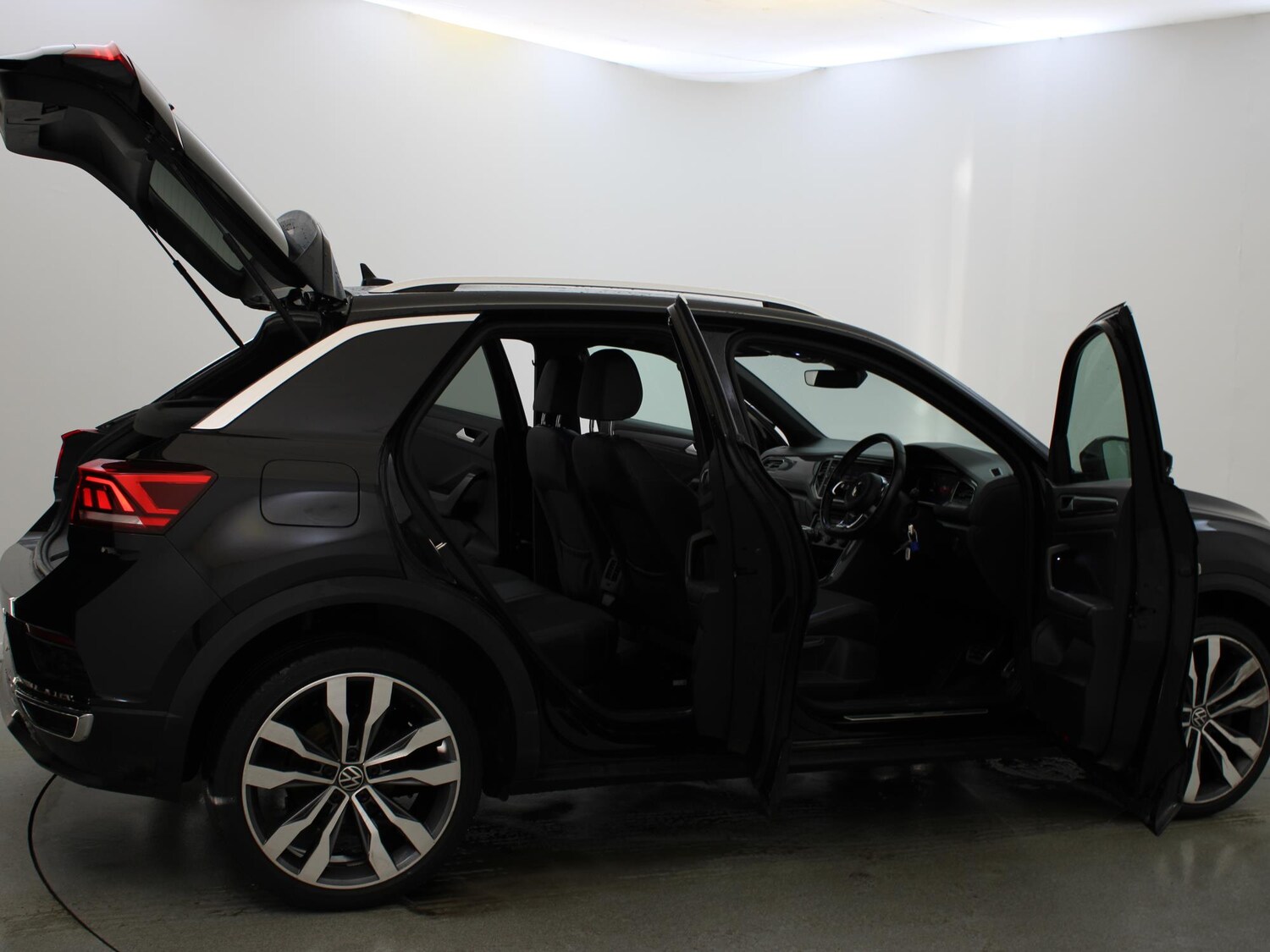 Used Volkswagen T-Roc 2021 for sale - 77500768: Photo 29