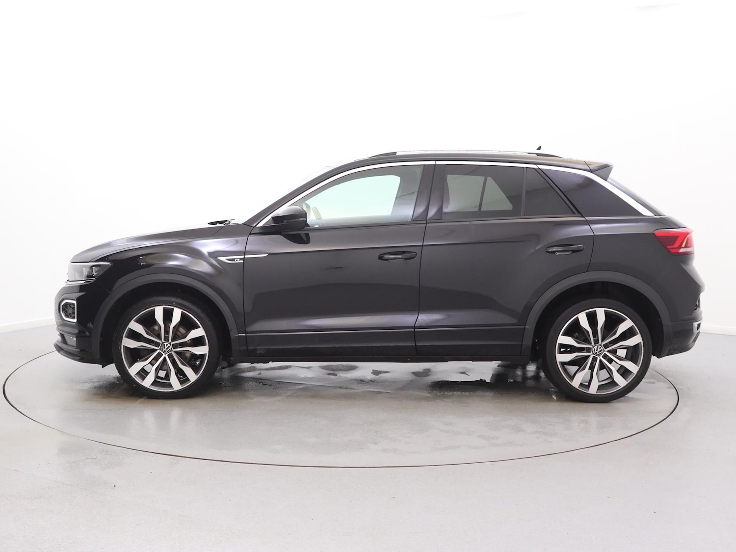 Used Volkswagen T-Roc 2021 for sale - 77500768: Photo 4