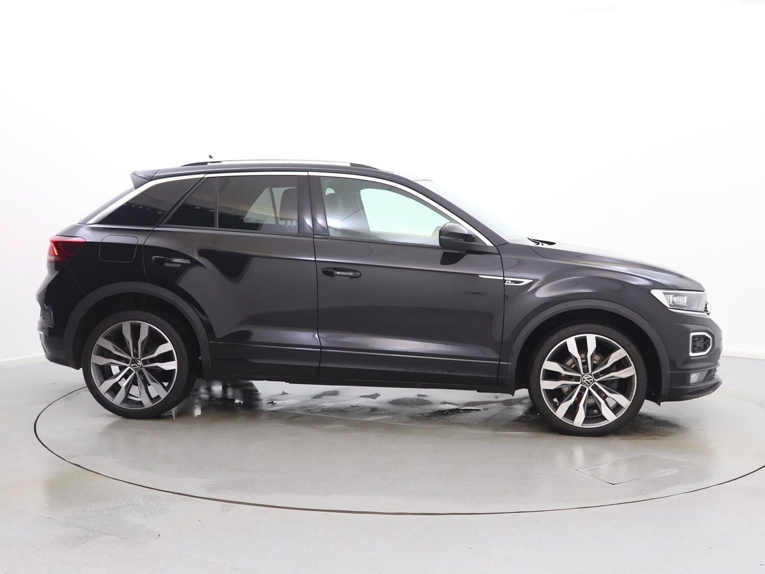 Used Volkswagen T-Roc 2021 for sale - 77500768: Photo 8