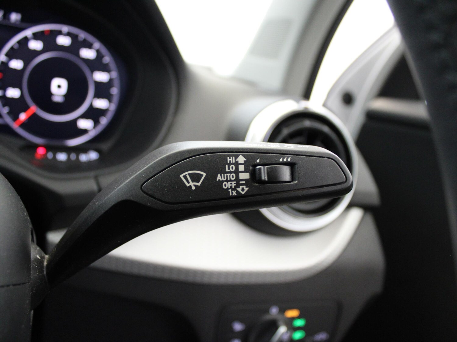 Used Audi Q2 2021 for sale - 75898526: Photo 30