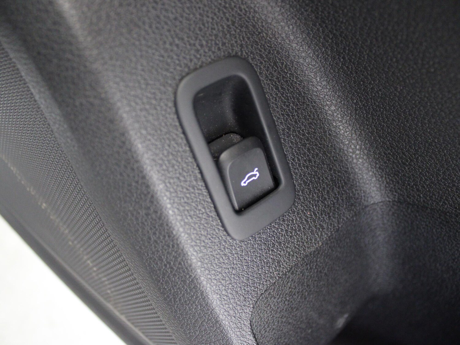Used Audi Q2 2021 for sale - 75898526: Photo 34