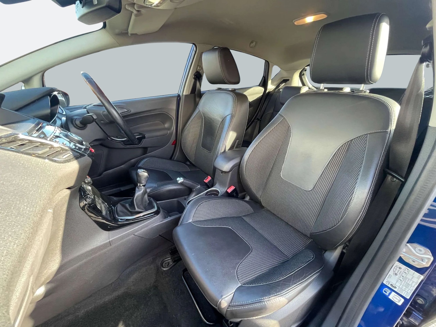 Used Ford Fiesta 2017 for sale - 77973485: Photo 7