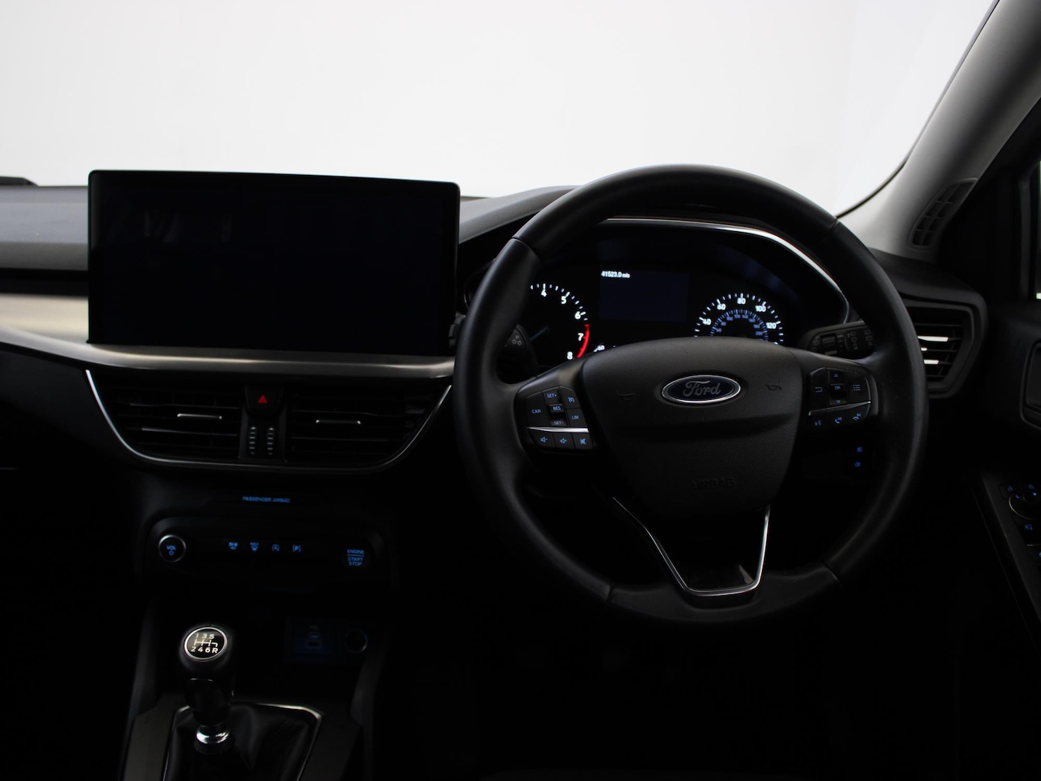 Used Ford Focus 2023 for sale - 76610987: Photo 11