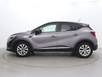 Used Renault Captur 2020 for sale - 77979685: Photo