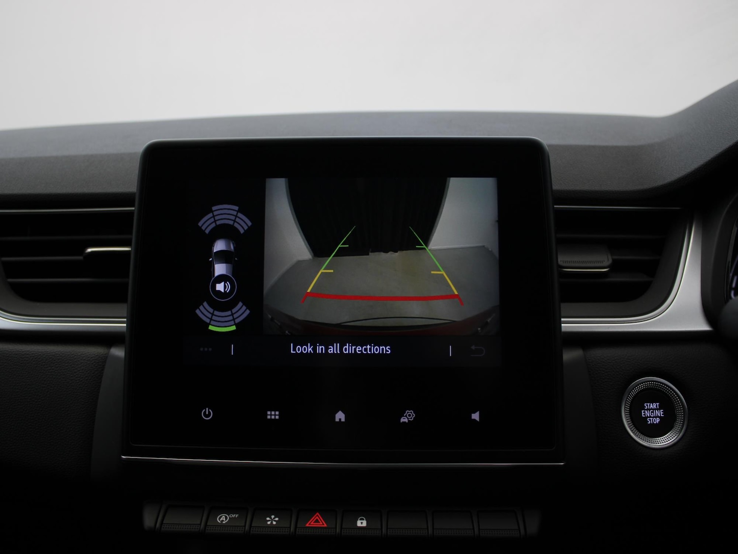 Used Renault Captur 2024 for sale - 76587954: Photo 18