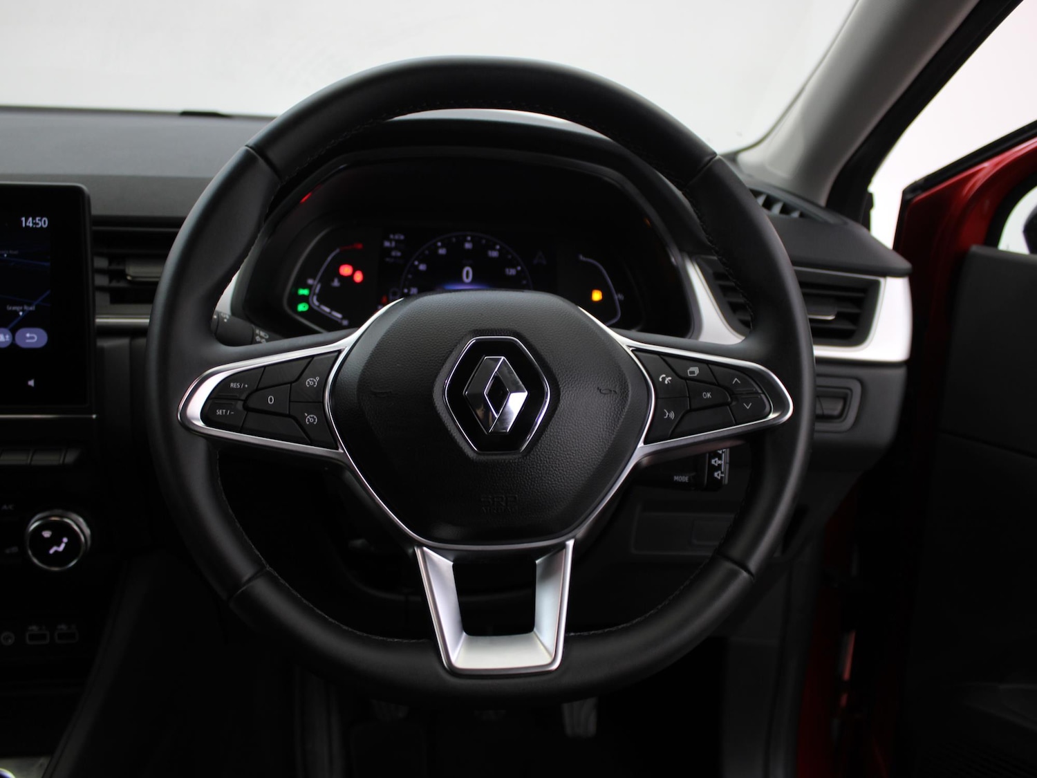 Used Renault Captur 2024 for sale - 76587954: Photo 30