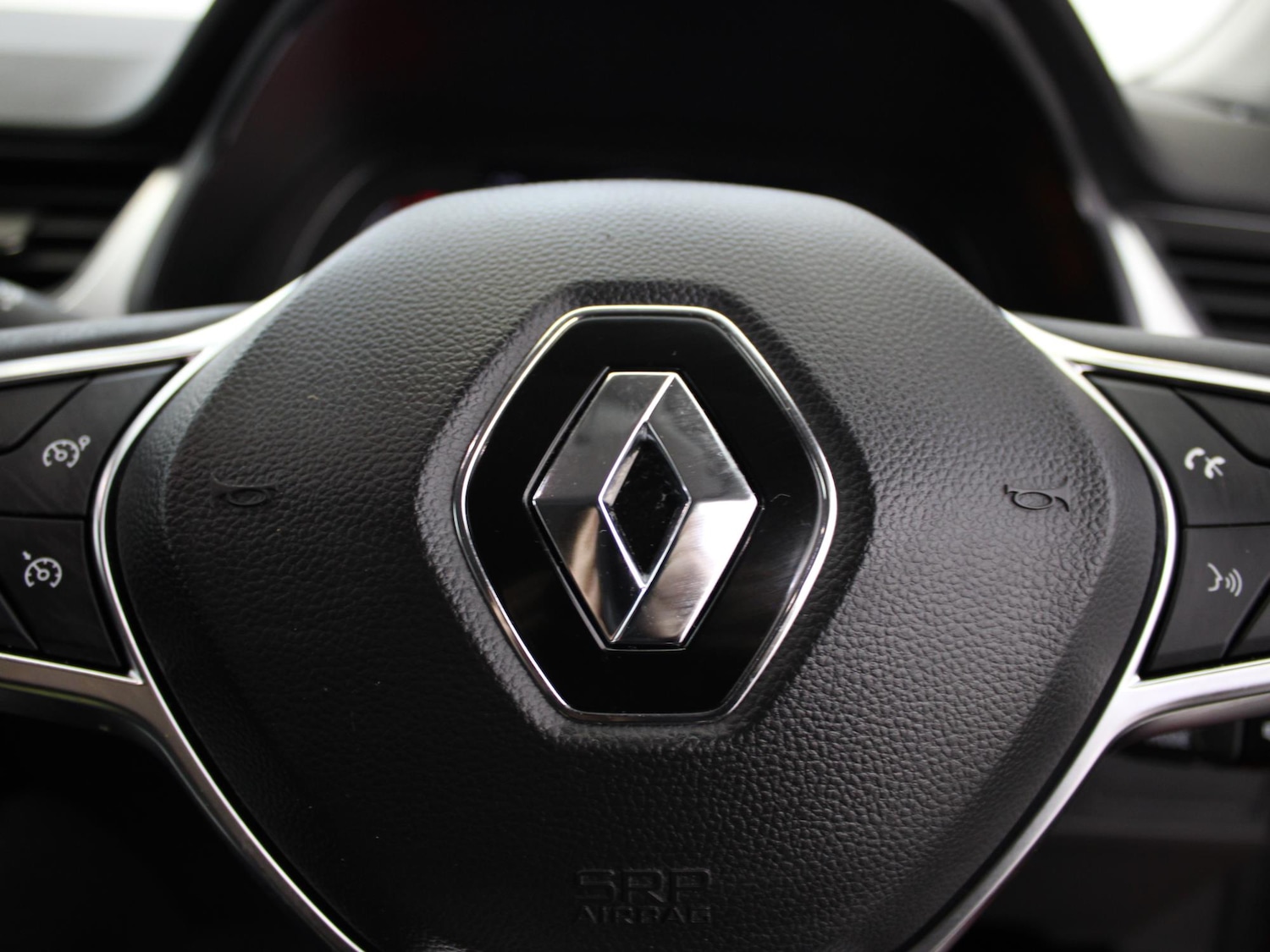 Used Renault Captur 2024 for sale - 76587954: Photo 31