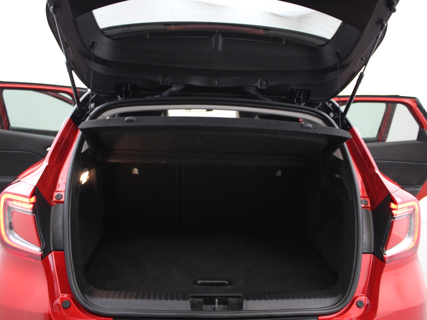 Used Renault Captur 2024 for sale - 76587954: Photo 38