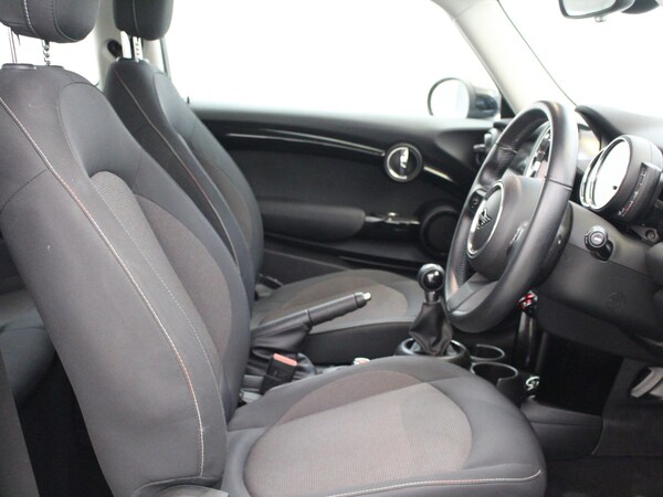 Used MINI Hatch 2021 for sale - 75651081: Photo 9