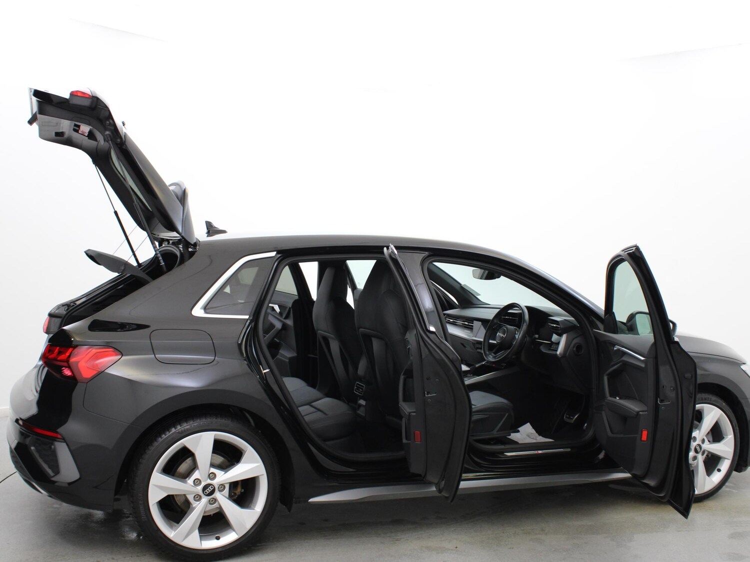 Used Audi A3 2023 for sale - 76723738: Photo 41