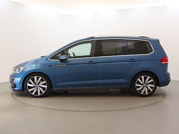 Used Volkswagen Touran 2021 for sale - 75203696: Photo