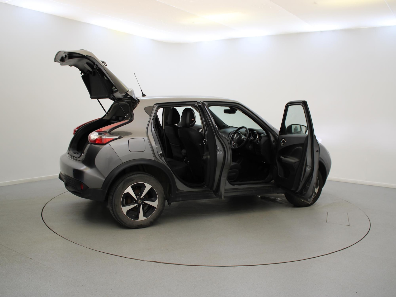 Used Nissan Juke 2018 for sale - 76047348: Photo 35