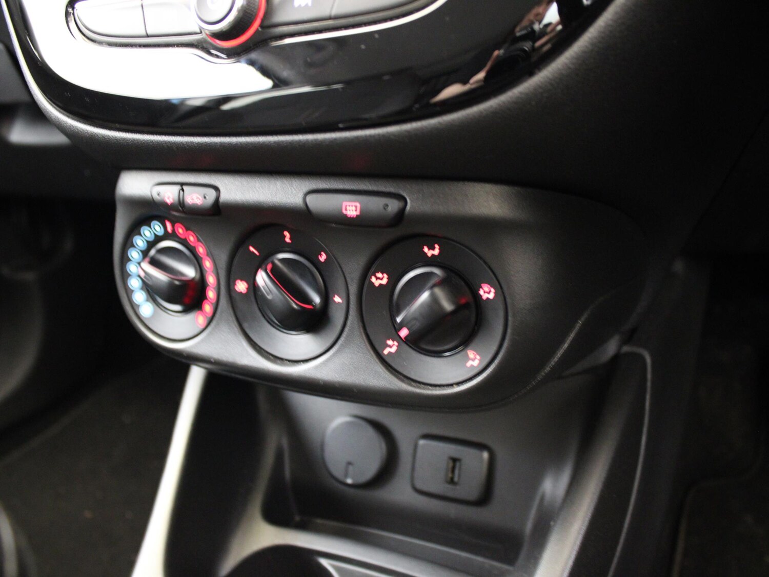 Used Vauxhall Corsa 2019 for sale - 75932532: Photo 21