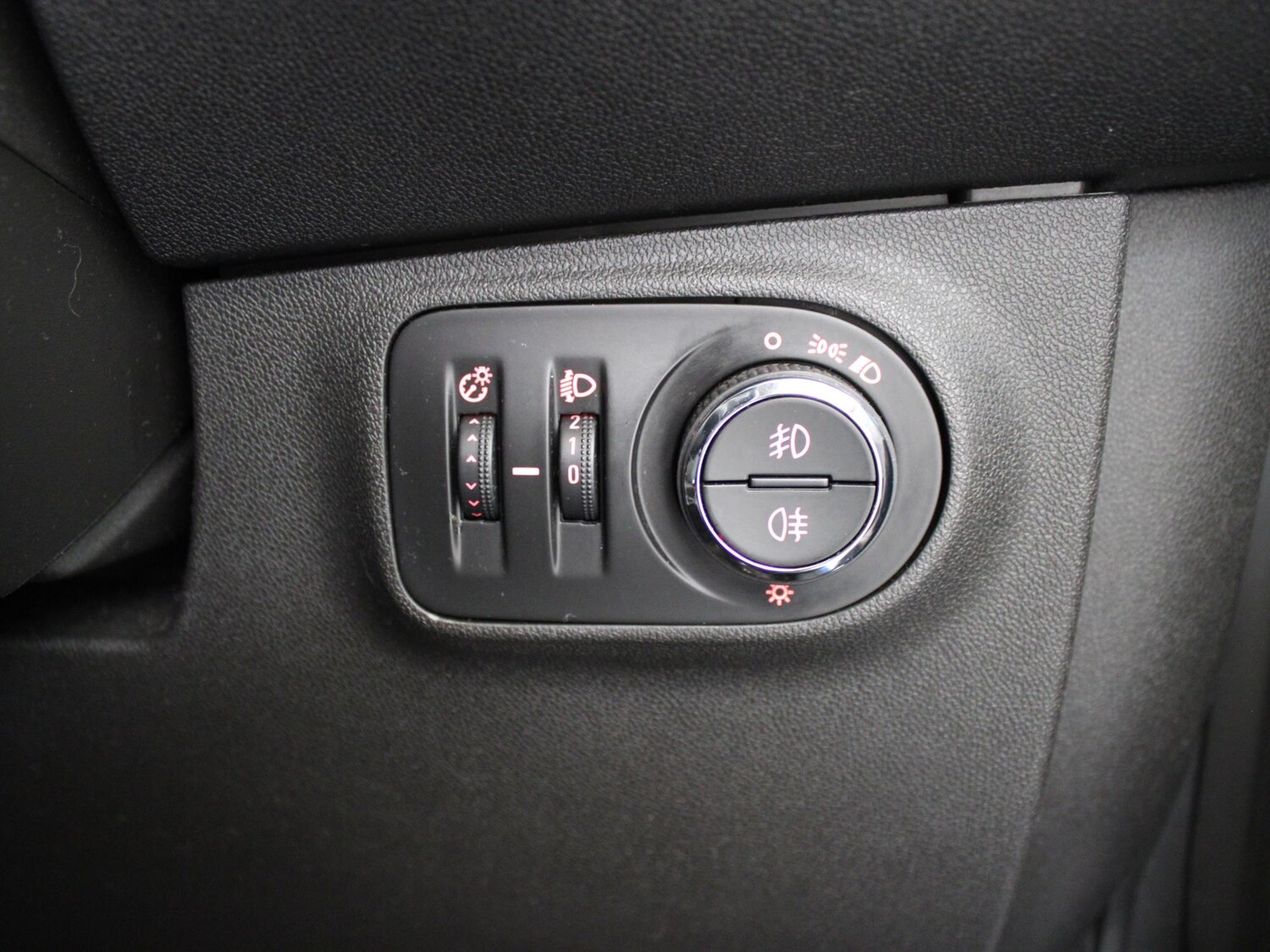 Used Vauxhall Corsa 2019 for sale - 75932532: Photo 28